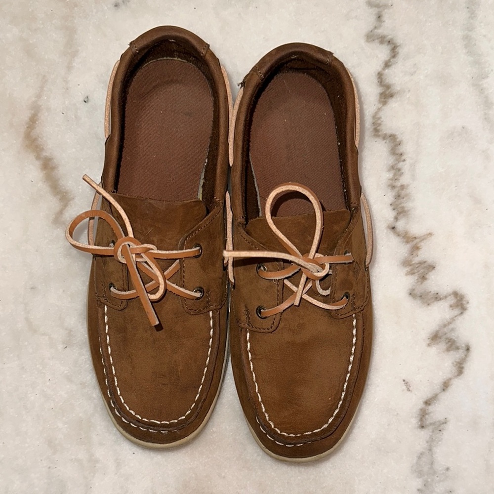 Sperry Brown Leather Boat Shoes Classic Design